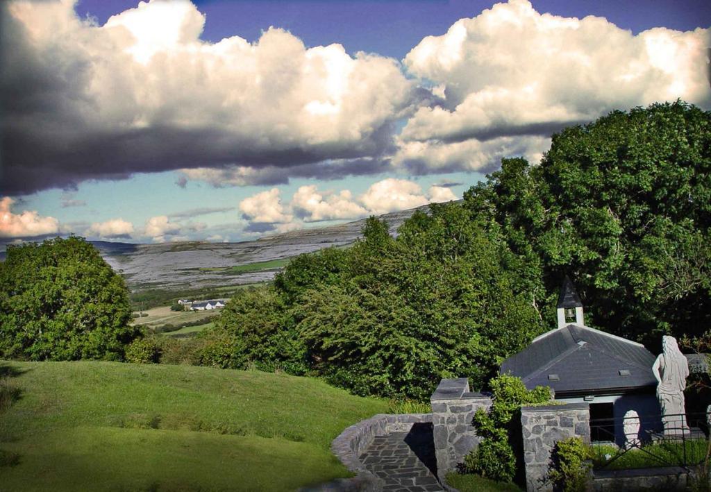 The Waters Country House Ballyvaughan Esterno foto