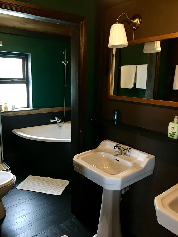 The Waters Country House Ballyvaughan Esterno foto